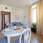 Nicolin Apartament *
